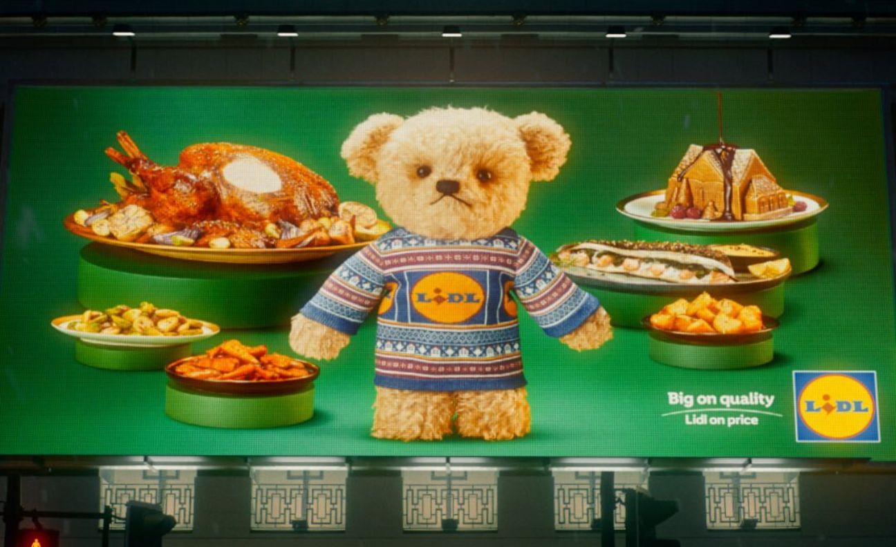Pokerfaced Lidl Bear who finds fame in Christmas ad delivers important